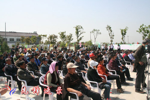关注民生,转变作风——浦口区“政风行风热线”走进落桥社区