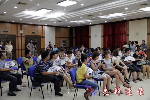 2012年第7场“百姓家训汇”活动现场
